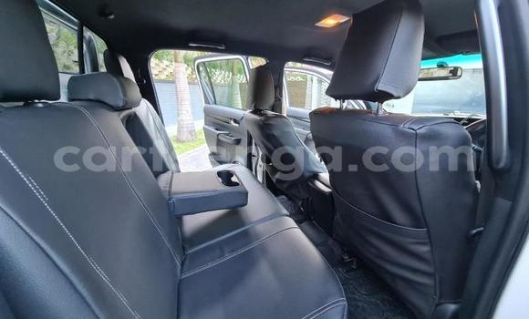 Acheter Occasion Voiture Toyota Hilux Blanc à Ezulwini, Hhohho Acheter Occasion Voiture Toyota Hilux Blanc à Ezulwini, Hhohho