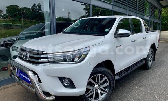 Acheter Occasion Voiture Toyota Hilux Blanc à Ezulwini, Hhohho