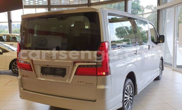 Buy Used Toyota Pickup White Car in Manzini in Manzini Buy Used Toyota Pickup White Car in Manzini in Manzini