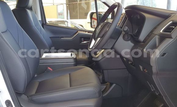 Buy Used Toyota Pickup White Car in Manzini in Manzini Buy Used Toyota Pickup White Car in Manzini in Manzini