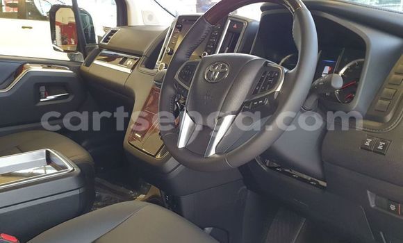 Buy Used Toyota Pickup White Car in Manzini in Manzini Buy Used Toyota Pickup White Car in Manzini in Manzini