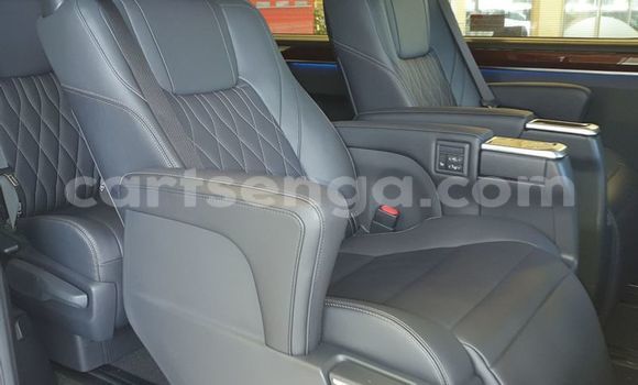 Buy Used Toyota Pickup White Car in Manzini in Manzini Buy Used Toyota Pickup White Car in Manzini in Manzini