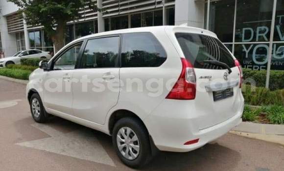Nunua Ilio tumika Toyota Avanza White Gari ndani ya Ezulwini nchini Hhohho Nunua Ilio tumika Toyota Avanza White Gari ndani ya Ezulwini nchini Hhohho