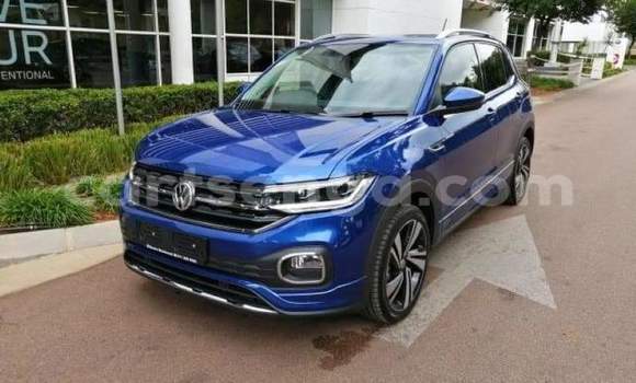 Acheter Occasion Voiture Volkswagen T-Roc Bleu à Mbabane, Manzini Acheter Occasion Voiture Volkswagen T-Roc Bleu à Mbabane, Manzini