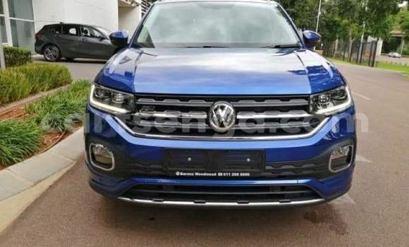Buy Used Volkswagen T-Roc Blue Car in Mbabane in Manzini Buy Used Volkswagen T-Roc Blue Car in Mbabane in Manzini