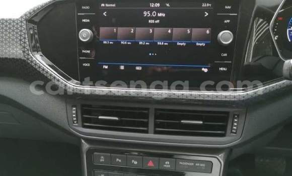 Buy Used Volkswagen T-Roc Blue Car in Mbabane in Manzini Buy Used Volkswagen T-Roc Blue Car in Mbabane in Manzini