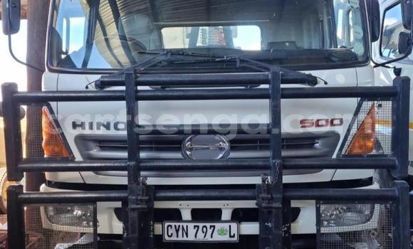 Acheter Occasion Utilitaire Hino 300 Series Blanc à Mbabane, Manzini Acheter Occasion Utilitaire Hino 300 Series Blanc à Mbabane, Manzini