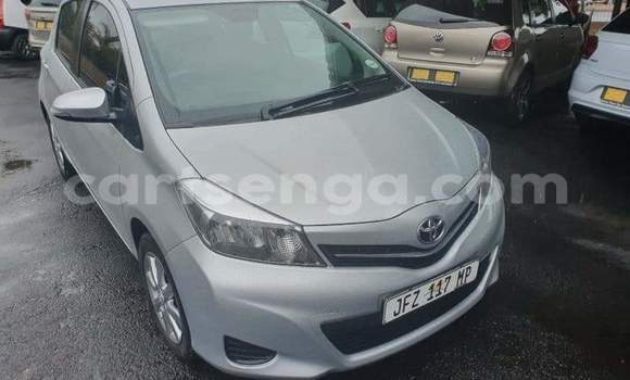 Nunua Ilio tumika Toyota Yaris Silver Gari ndani ya Malkerns nchini Manzini Nunua Ilio tumika Toyota Yaris Silver Gari ndani ya Malkerns nchini Manzini