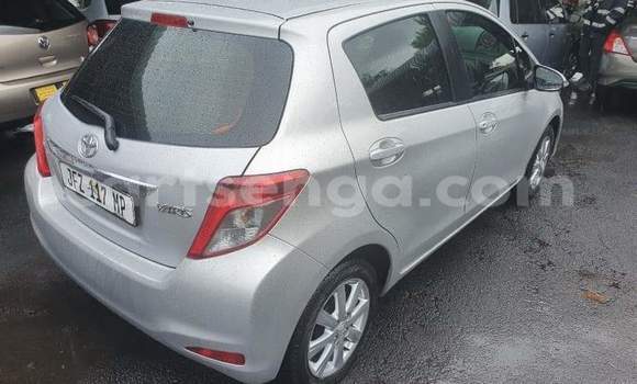 Nunua Ilio tumika Toyota Yaris Silver Gari ndani ya Malkerns nchini Manzini Nunua Ilio tumika Toyota Yaris Silver Gari ndani ya Malkerns nchini Manzini