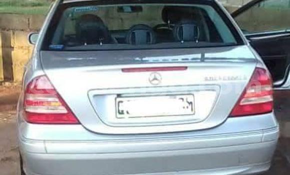 Buy Used Mercedes‒Benz C–Class Silver Car in Bhunya in Manzini Buy Used Mercedes‒Benz C–Class Silver Car in Bhunya in Manzini