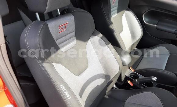 Nunua Ilio tumika Ford Fiesta ST Beige Gari ndani ya Big Bend nchini Lubombo Nunua Ilio tumika Ford Fiesta ST Beige Gari ndani ya Big Bend nchini Lubombo