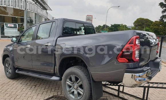 Buy Used Toyota Hilux Black Car in Mbabane in Manzini Buy Used Toyota Hilux Black Car in Mbabane in Manzini