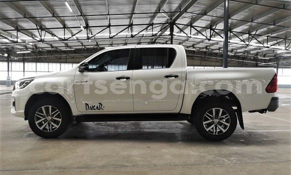 Buy Used Toyota Hilux White Car in Mbabane in Manzini Buy Used Toyota Hilux White Car in Mbabane in Manzini