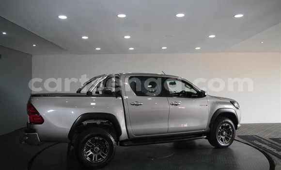 Buy Used Toyota Hilux Silver Car in Mbabane in Manzini Buy Used Toyota Hilux Silver Car in Mbabane in Manzini