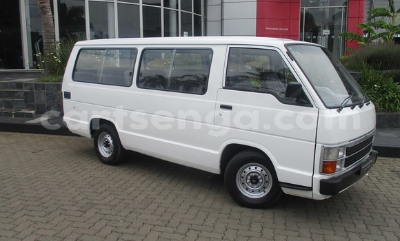 Nunua Ilio tumika Toyota Hiace White Gari ndani ya Mbabane nchini Manzini