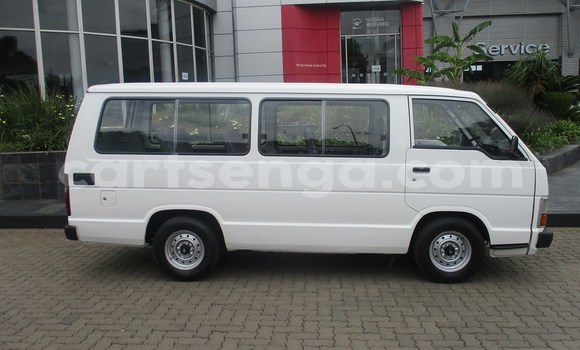 Buy Used Toyota Hiace White Car in Mbabane in Manzini Buy Used Toyota Hiace White Car in Mbabane in Manzini