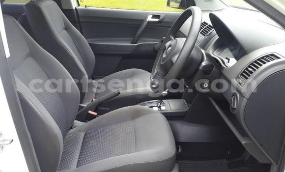 Nunua Ilio tumika Volkswagen Polo White Gari ndani ya Ezulwini nchini Hhohho Nunua Ilio tumika Volkswagen Polo White Gari ndani ya Ezulwini nchini Hhohho