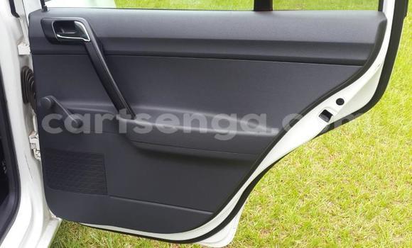 Nunua Ilio tumika Volkswagen Polo White Gari ndani ya Ezulwini nchini Hhohho Nunua Ilio tumika Volkswagen Polo White Gari ndani ya Ezulwini nchini Hhohho