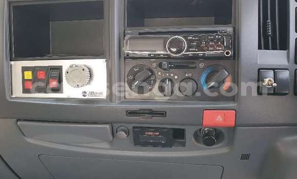 Acheter Occasion Utilitaire Isuzu FTR 850 Blanc à Mbabane, Manzini Acheter Occasion Utilitaire Isuzu FTR 850 Blanc à Mbabane, Manzini