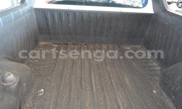 Acheter Occasion Voiture Nissan NP 300 Blanc à Mbabane, Manzini Acheter Occasion Voiture Nissan NP 300 Blanc à Mbabane, Manzini