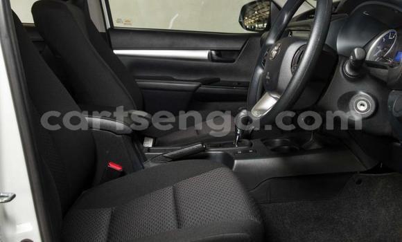 Acheter Occasion Voiture Toyota Hilux Blanc à Mbabane, Manzini Acheter Occasion Voiture Toyota Hilux Blanc à Mbabane, Manzini