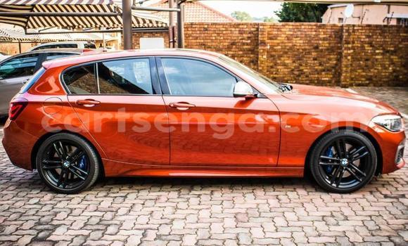 Nunua Ilio tumika BMW 1–Series Red Gari ndani ya Hlatikulu nchini Wilaya ya Shiselweni Nunua Ilio tumika BMW 1–Series Red Gari ndani ya Hlatikulu nchini Wilaya ya Shiselweni