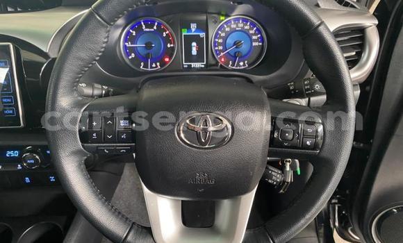 Nunua Ilio tumika Toyota Hilux Black Gari ndani ya Ezulwini nchini Hhohho Nunua Ilio tumika Toyota Hilux Black Gari ndani ya Ezulwini nchini Hhohho