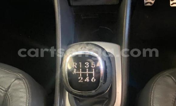 Nunua Ilio tumika Kia Rio Beige Gari ndani ya Ezulwini nchini Hhohho Nunua Ilio tumika Kia Rio Beige Gari ndani ya Ezulwini nchini Hhohho