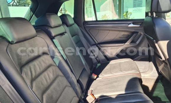 Acheter Occasion Voiture Volkswagen Tiguan Gris à Mbabane, Manzini Acheter Occasion Voiture Volkswagen Tiguan Gris à Mbabane, Manzini