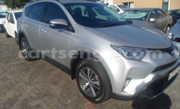 Acheter Occasion Voiture Toyota RAV4 Gris à Big Bend, Lubombo Acheter Occasion Voiture Toyota RAV4 Gris à Big Bend, Lubombo