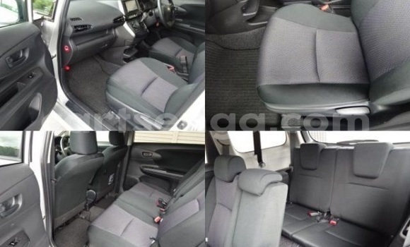 Buy Used Toyota Wish Silver Car in Mbabane in Manzini Buy Used Toyota Wish Silver Car in Mbabane in Manzini