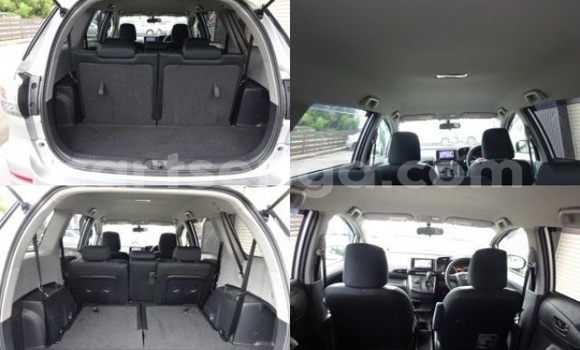 Buy Used Toyota Wish Silver Car in Mbabane in Manzini Buy Used Toyota Wish Silver Car in Mbabane in Manzini