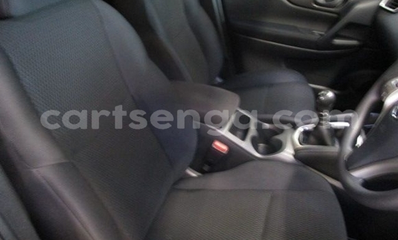 Buy Used Nissan Qashqai White Car in Big Bend in Lubombo District Buy Used Nissan Qashqai White Car in Big Bend in Lubombo District