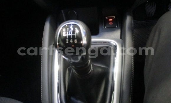 Buy Used Nissan Qashqai White Car in Big Bend in Lubombo District Buy Used Nissan Qashqai White Car in Big Bend in Lubombo District