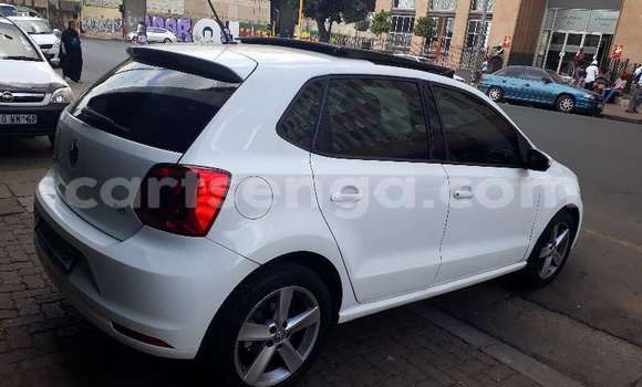 Acheter Occasion Voiture Volkswagen Polo Blanc à Manzini, Manzini Acheter Occasion Voiture Volkswagen Polo Blanc à Manzini, Manzini