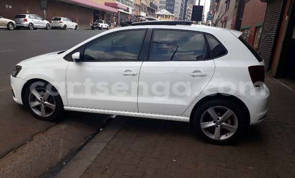 Acheter Occasion Voiture Volkswagen Polo Blanc à Manzini, Manzini Acheter Occasion Voiture Volkswagen Polo Blanc à Manzini, Manzini