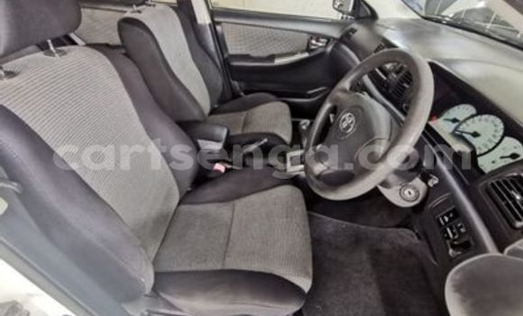 Acheter Occasion Voiture Toyota Runx Blanc à Ezulwini, Hhohho Acheter Occasion Voiture Toyota Runx Blanc à Ezulwini, Hhohho