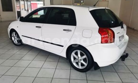 Acheter Occasion Voiture Toyota Runx Blanc à Ezulwini, Hhohho Acheter Occasion Voiture Toyota Runx Blanc à Ezulwini, Hhohho