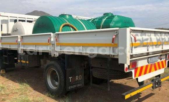 Acheter Occasion Utilitaire Isuzu FTR 850 Blanc à Mbabane, Manzini