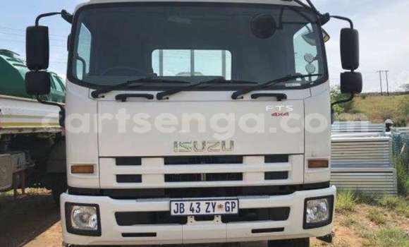 Acheter Occasion Utilitaire Isuzu FTR 850 Blanc à Mbabane, Manzini Acheter Occasion Utilitaire Isuzu FTR 850 Blanc à Mbabane, Manzini