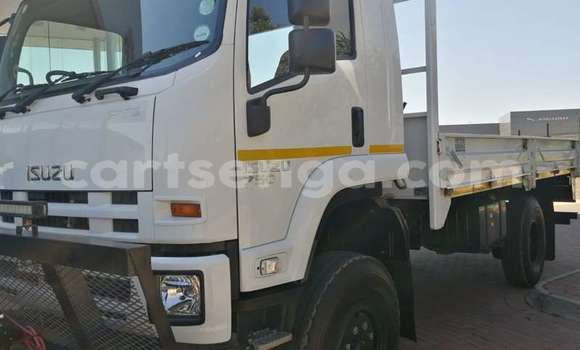 Acheter Occasion Utilitaire Isuzu FTR 850 Blanc à Mbabane, Manzini Acheter Occasion Utilitaire Isuzu FTR 850 Blanc à Mbabane, Manzini