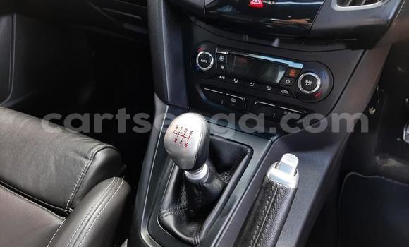 Nunua Ilio tumika Ford Focus ST Beige Gari ndani ya Big Bend nchini Lubombo Nunua Ilio tumika Ford Focus ST Beige Gari ndani ya Big Bend nchini Lubombo