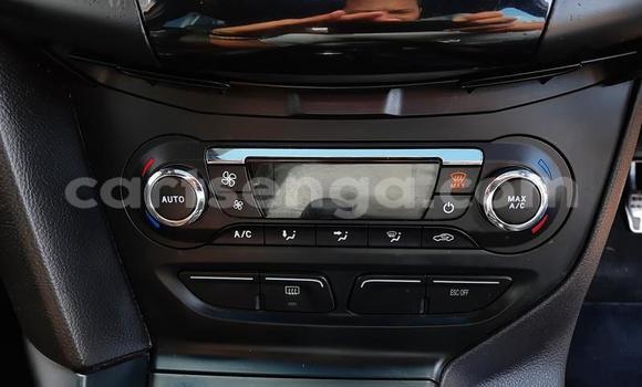 Nunua Ilio tumika Ford Focus ST Beige Gari ndani ya Big Bend nchini Lubombo Nunua Ilio tumika Ford Focus ST Beige Gari ndani ya Big Bend nchini Lubombo