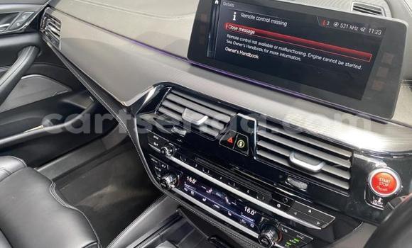 Nunua Ilio tumika BMW M5 Blue Gari ndani ya Big Bend nchini Lubombo Nunua Ilio tumika BMW M5 Blue Gari ndani ya Big Bend nchini Lubombo