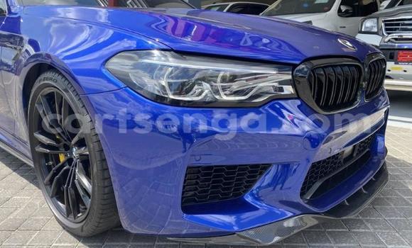 Nunua Ilio tumika BMW M5 Blue Gari ndani ya Big Bend nchini Lubombo Nunua Ilio tumika BMW M5 Blue Gari ndani ya Big Bend nchini Lubombo