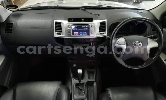 Acheter Occasion Voiture Toyota Hilux Blanc à Mbabane, Manzini Acheter Occasion Voiture Toyota Hilux Blanc à Mbabane, Manzini