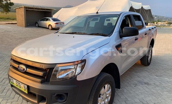Nunua Ilio tumika Ford Ranger Silver Gari ndani ya Bhunya nchini Manzini Nunua Ilio tumika Ford Ranger Silver Gari ndani ya Bhunya nchini Manzini