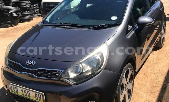 Nunua Ilio tumika Kia Rio Black Gari ndani ya Bhunya nchini Manzini Nunua Ilio tumika Kia Rio Black Gari ndani ya Bhunya nchini Manzini