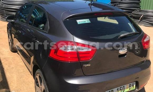 Nunua Ilio tumika Kia Rio Black Gari ndani ya Bhunya nchini Manzini Nunua Ilio tumika Kia Rio Black Gari ndani ya Bhunya nchini Manzini
