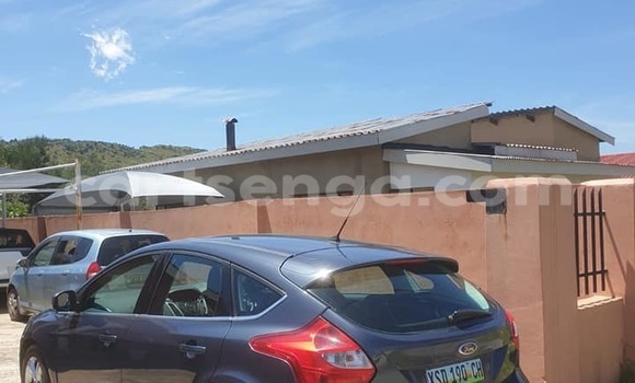 Buy Used Ford Focus Black Car in Bhunya in Manzini